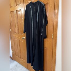Abaya Black Silver Size 56(2X-3X) Long Sleeve Maxi Lightweight Islamic Dress